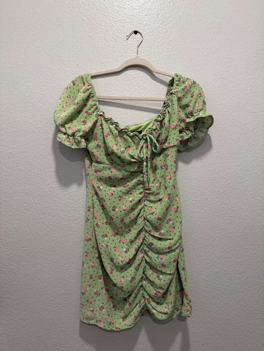 Green Floral Puff-Sleeve Mini Dress with Pink Accents